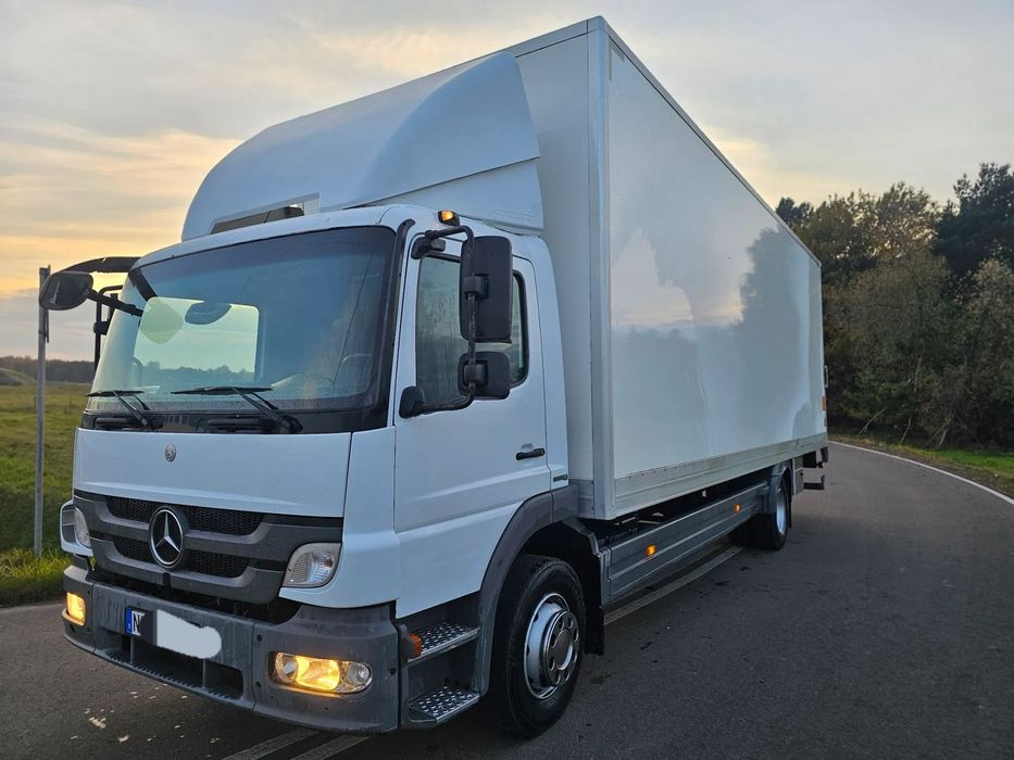 Mercedes-Benz Atego 1324  Euro 5, 13500dmc, 8m izoterma ; 2012 ; 286000km przebieg,