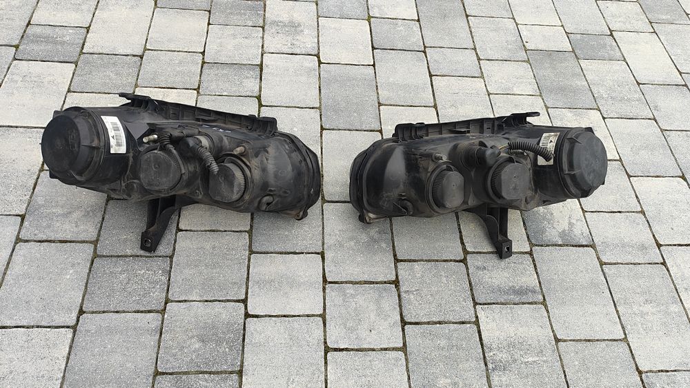 Lampy przednie przód Alfa Romeo 159 Europa Oryginał