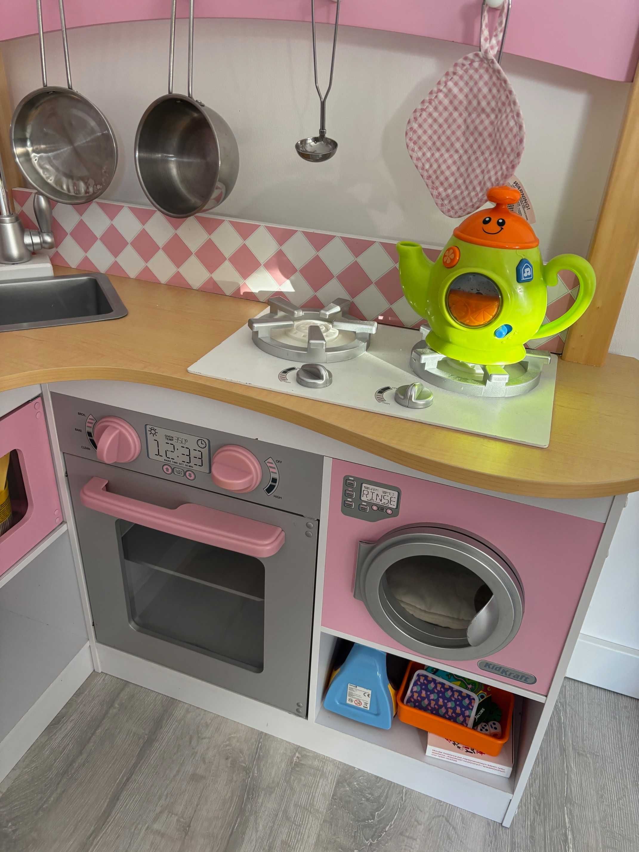 Kuchnia KidKraft narożna + dużo dodatków