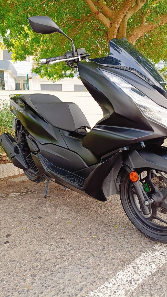 PCX 125 impecável