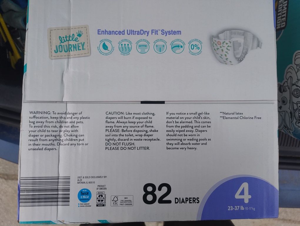 Підгузники Pampers Little journey 4 82 шт. США
