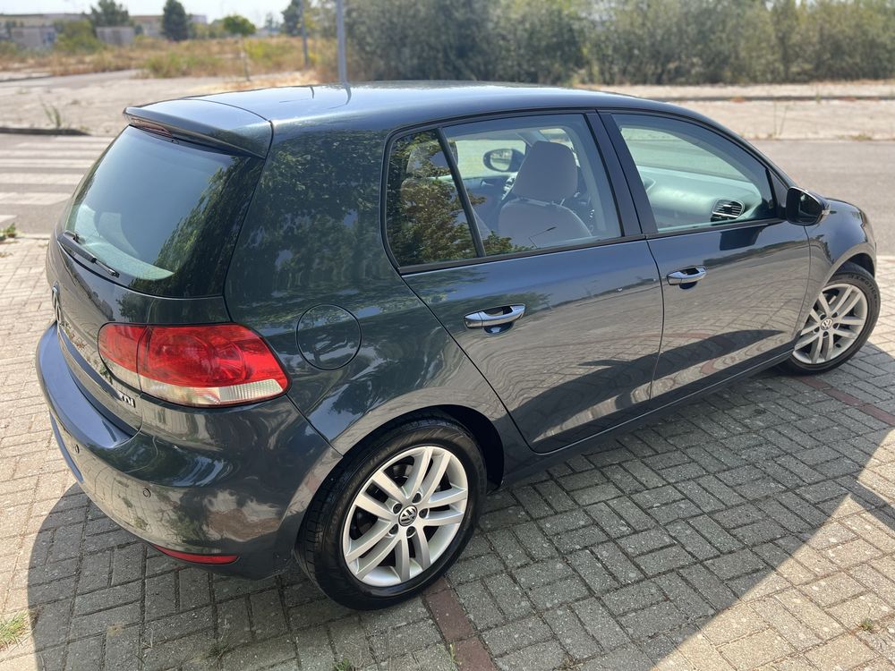 VW Golf 2.0 TDI de 2009, nacional. 110 cav