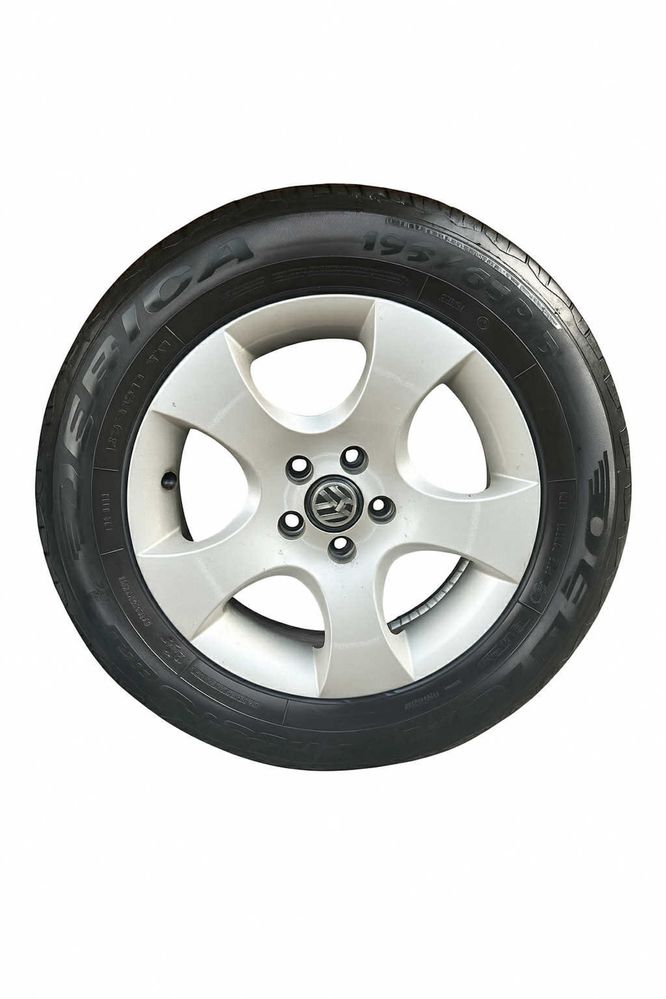 4x alufelgi 15” z oponami— 5x100 do golfa 4