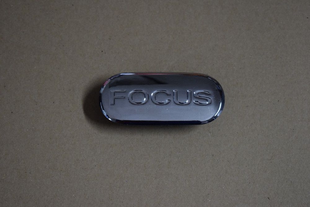 Znaczek emblemat FOCUS Ford Focus mk2 i CC KABRIOLET