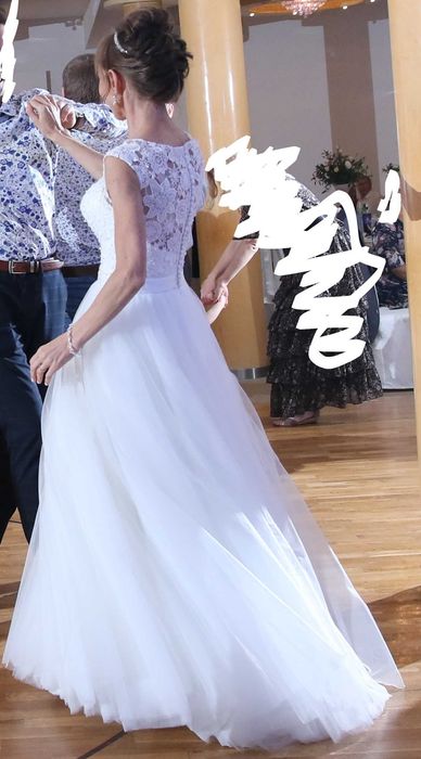 Sukienka ślubną typu księżniczka