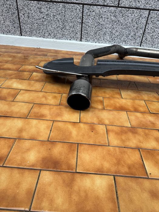 Sistema de escape duplo com difusor/saia traseira bmw 318i