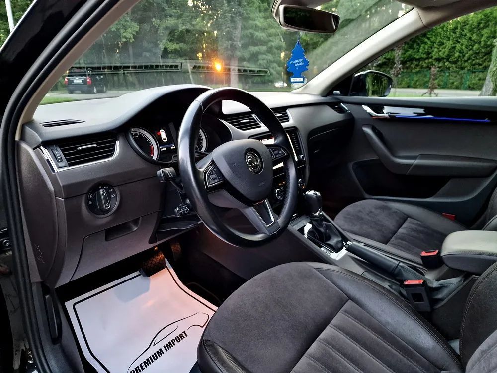 Skoda Octavia Laurin & Klement 2.0TDI DSG Full Opcja Bezwypadkowa Ambiente Alkantara