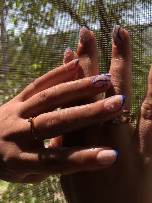 Запрошую до себе на манікюр