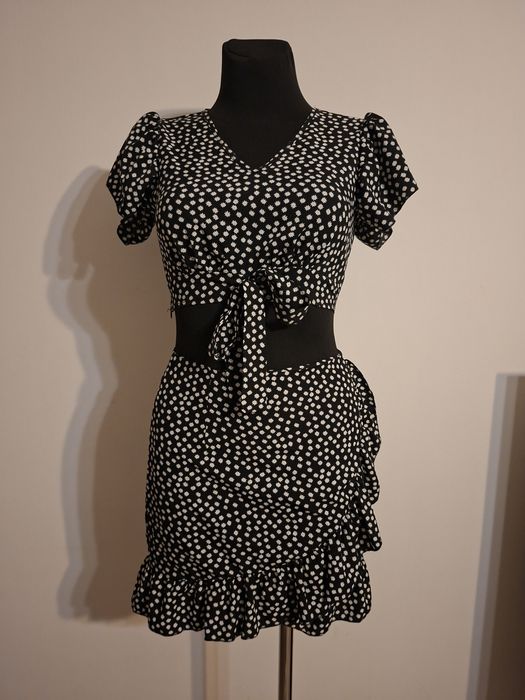 Komplet Crop Top + Spódnica S/36