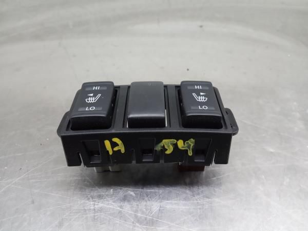 Comando / botão / interruptor multifunções RENAULT Alaskan