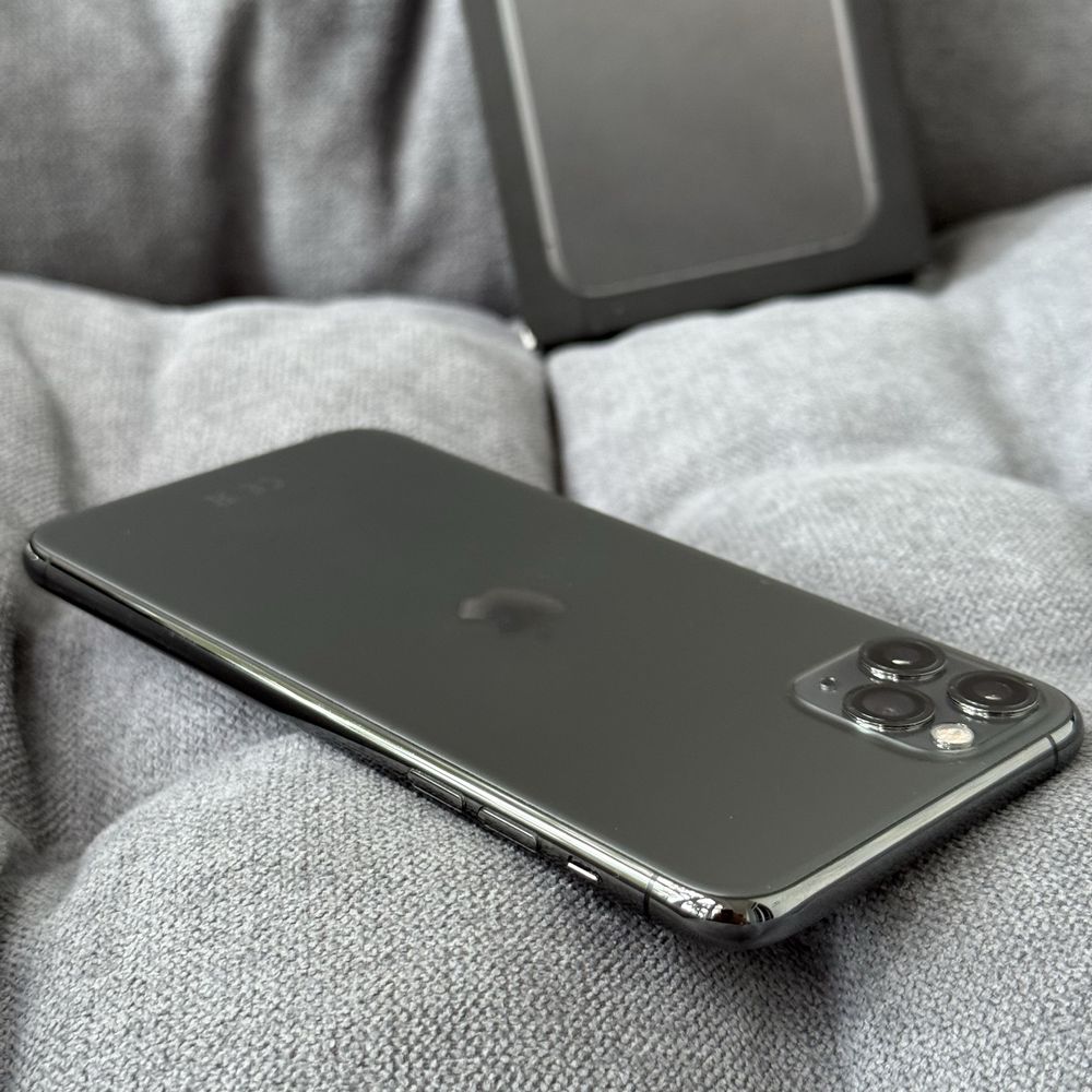 Apple iphone 11 pro Max Green идеал