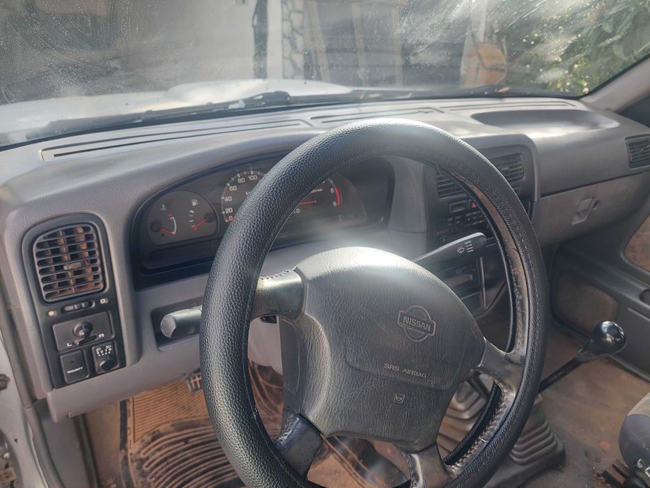 Nissan Navara D22 4x4 Cabine Dupla