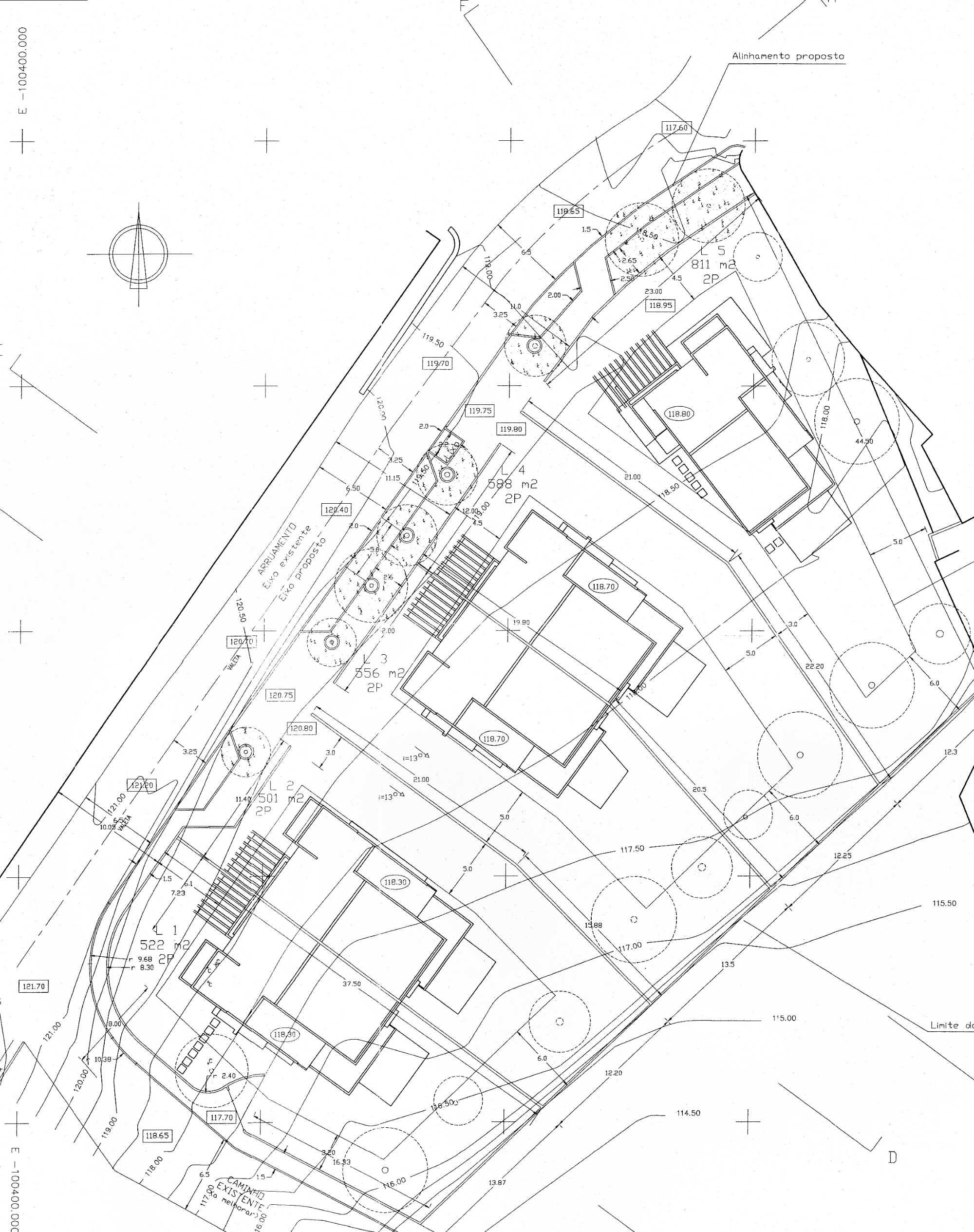 Terreno Urbano, com projeto aprovado para moradia, ótima localização