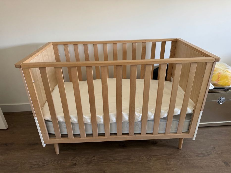 Berço bebé Micuna + colcha zippy