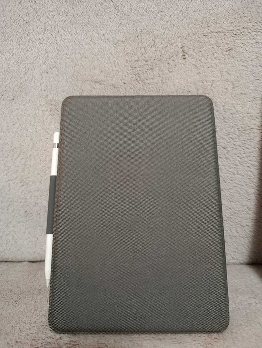 Apple iPad 10.2 Wi-Fi 32GB + akcesoria