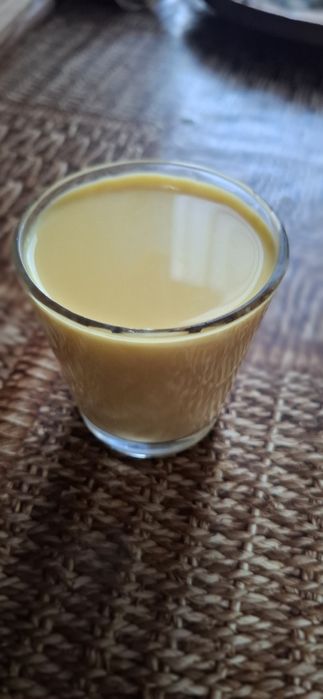 Colostrum siara młodziwo od krowy Jersey