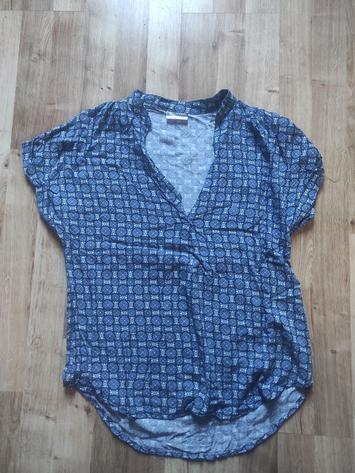 Bluzka elegancka podkoszulek granatowy rozmiar 38 m  dekold v
