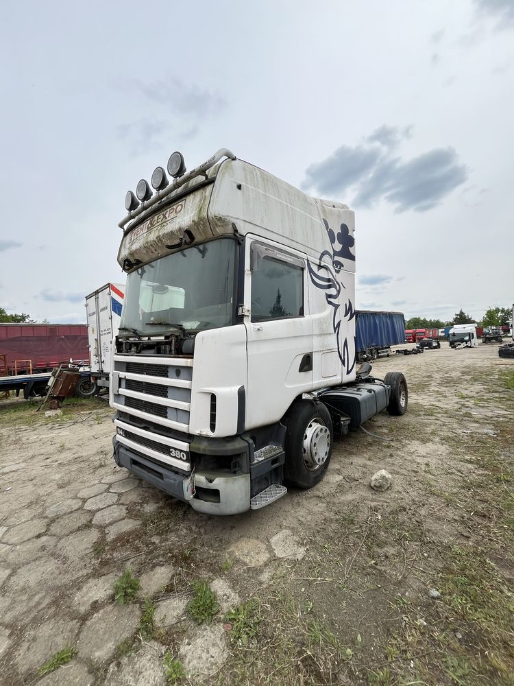 SCANIA 380 HPI 2001rok na części Kabina Wał Most Piasta Siodło Silnik