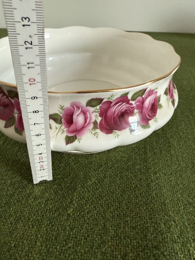 Patera miska w róże Angielska porcelana