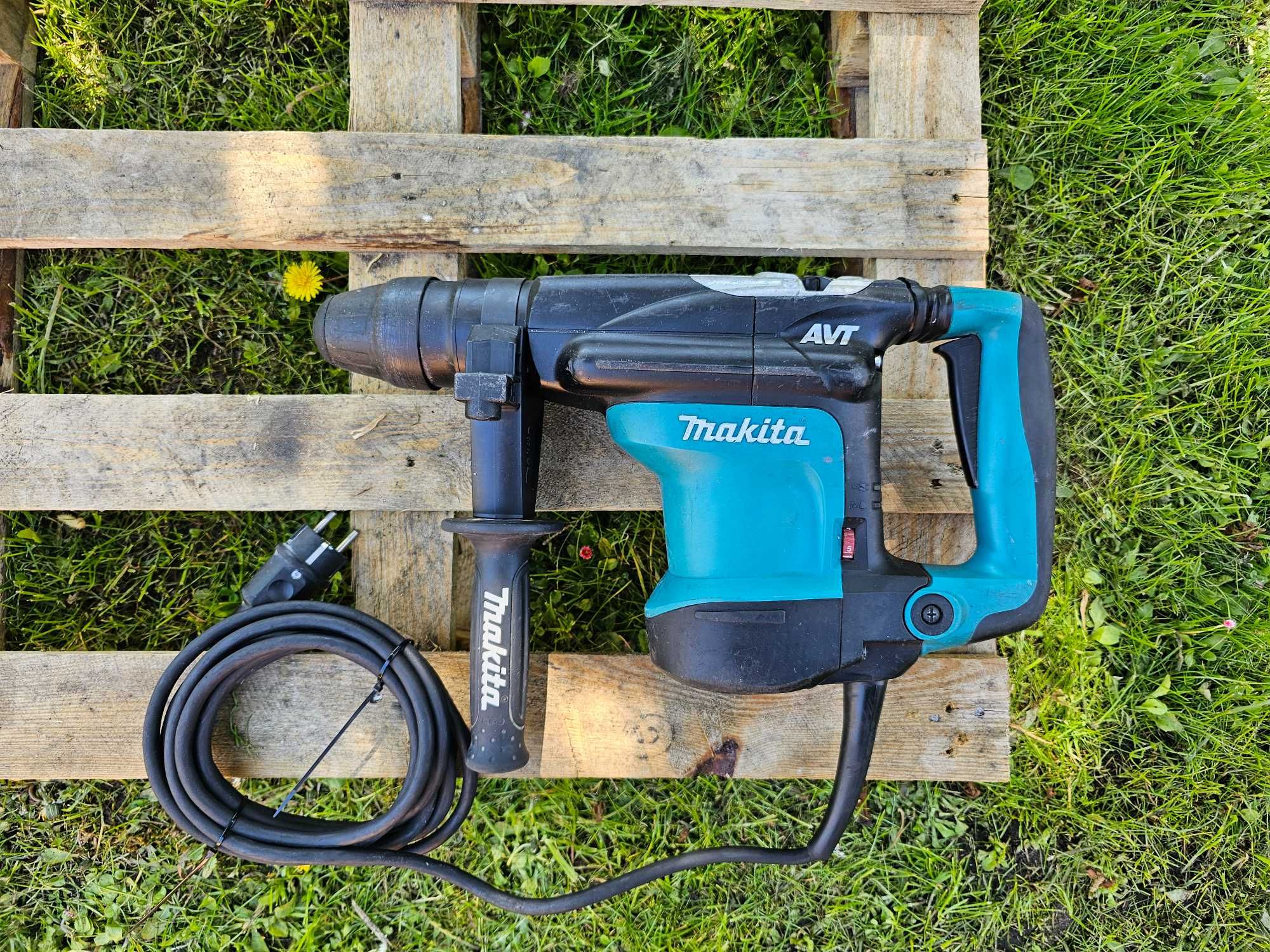 MAKITA HR3541FC Młot udarowo-obrotowy SDS-Max 5,7J 850W AVT