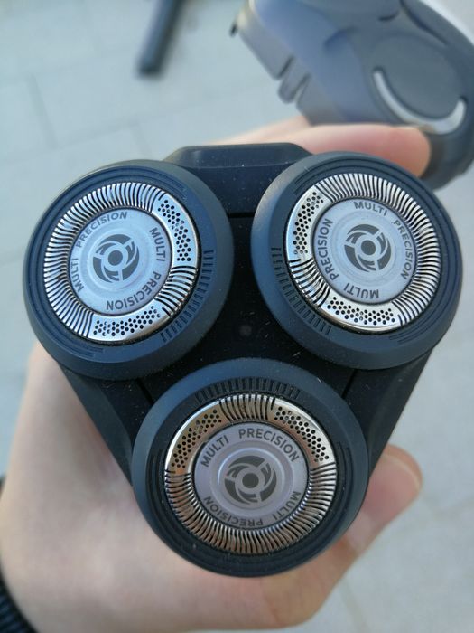 Máquina Barbear Philips series 5000