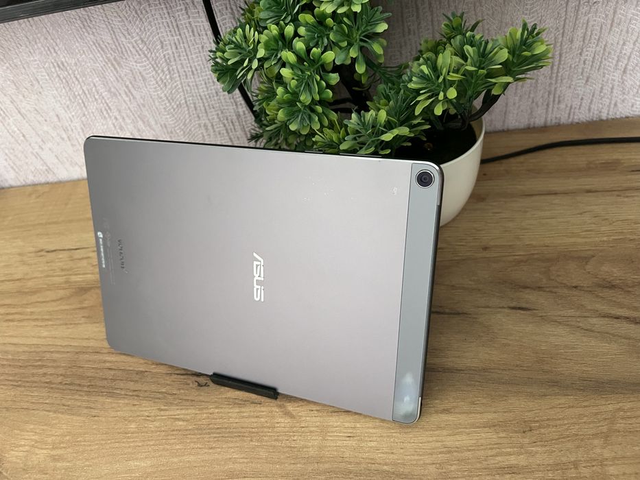 Продам планшет Asus P00L