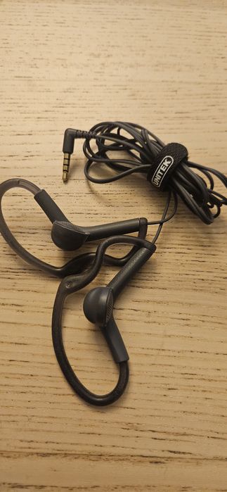 Słuchawki sportowe przewodowe Sony