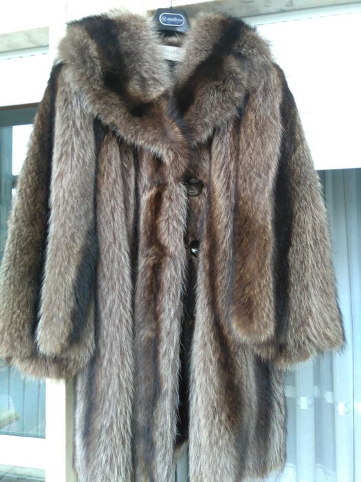 Casaco de pele, como novo, com etiqueta