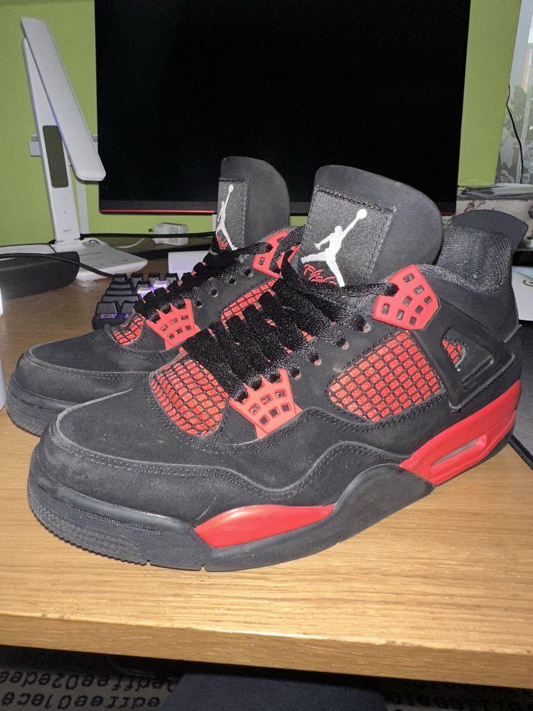 Jordan 4 Red Thunder