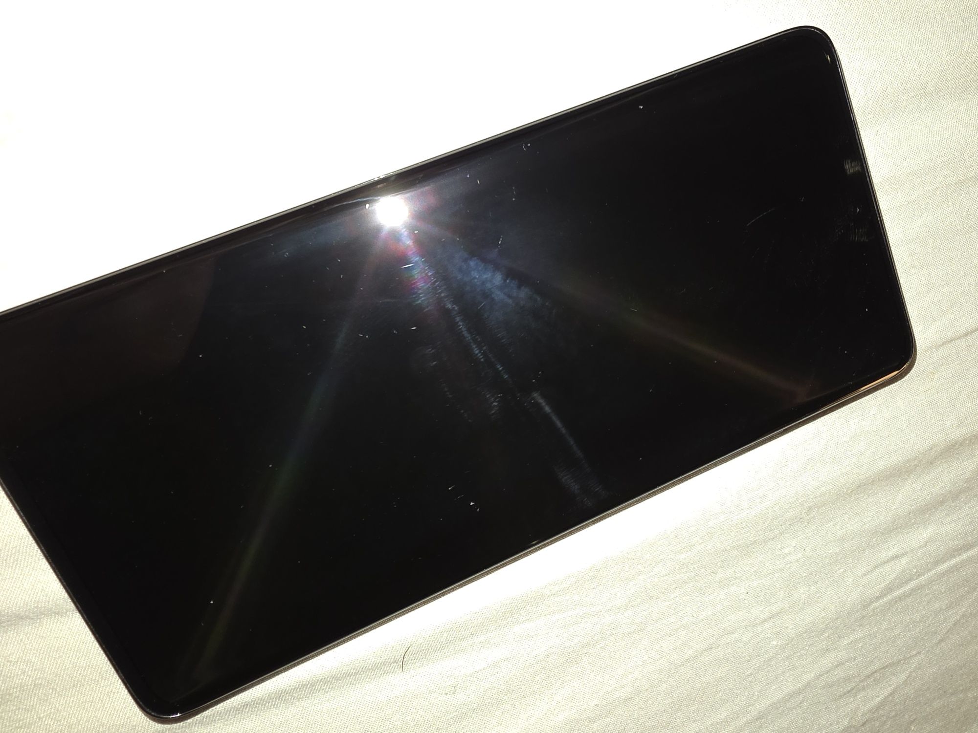 Samsung Galaxy S21+ 5G (ecrã danificado)