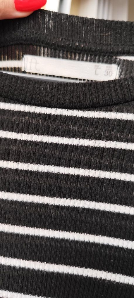 Camisola riscas preto e branco