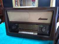 radio antigo com boa aparência