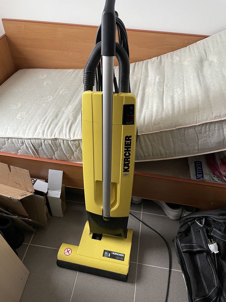 Karcher cw 50 для чистки коврів.