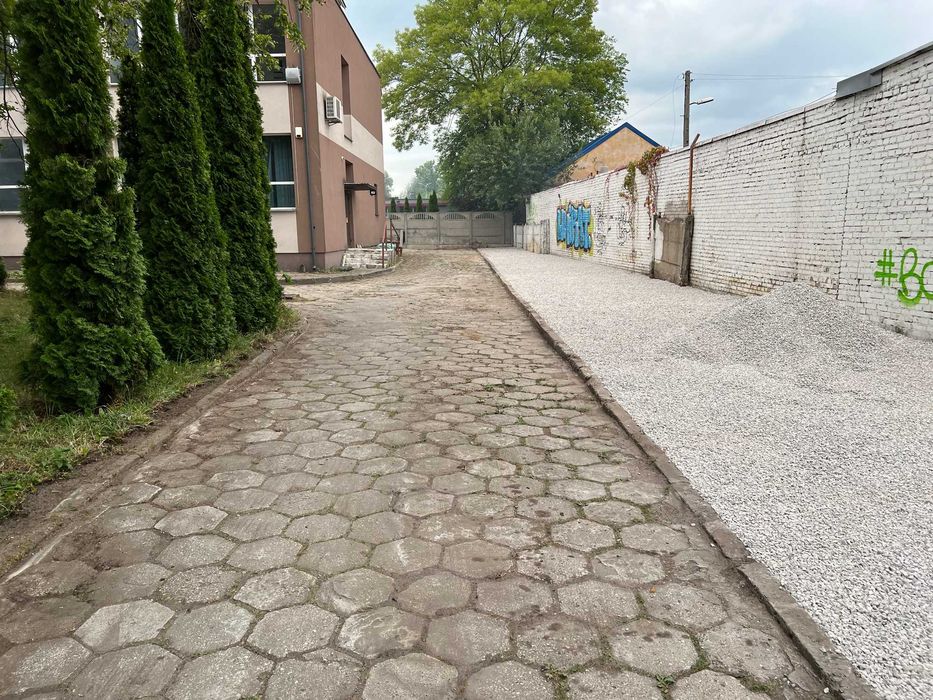 Lokal usługowo-biurowy 18m2 ul. Młodzianowska 98