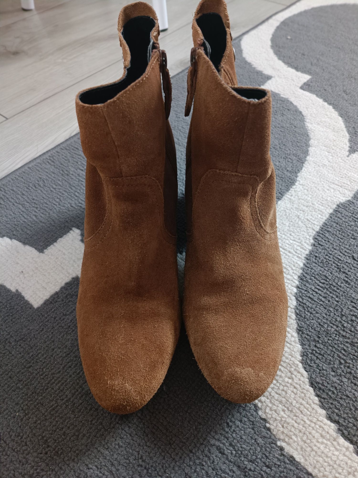 Botki damskie zamszowe Esprit r.40