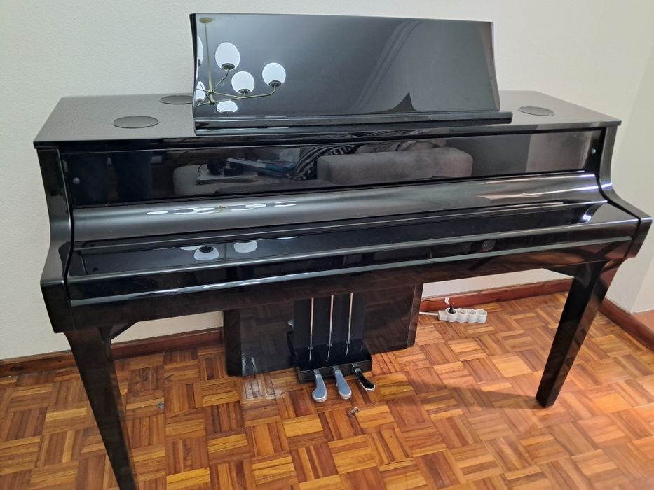 Piano kawai nv10s hibrido
