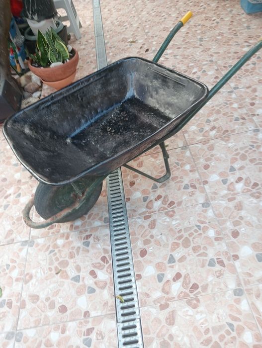 Carro de mão de obra grande