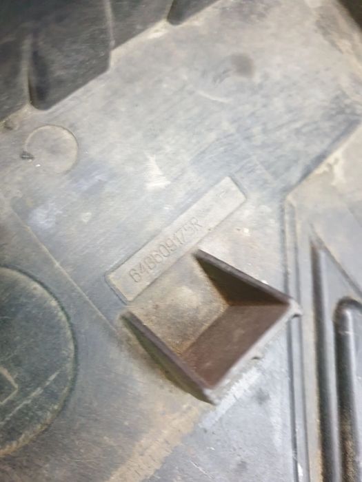 Base / caixa da bateria RENAULT Kangoo Express (FW0/1_)