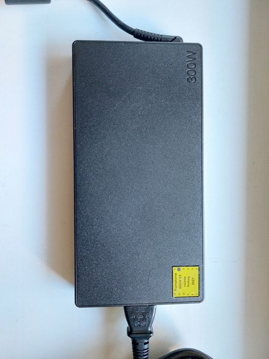 Блок живлення (зарядне) Lenovo 300w 20v 15A usb+pin/оригінал
