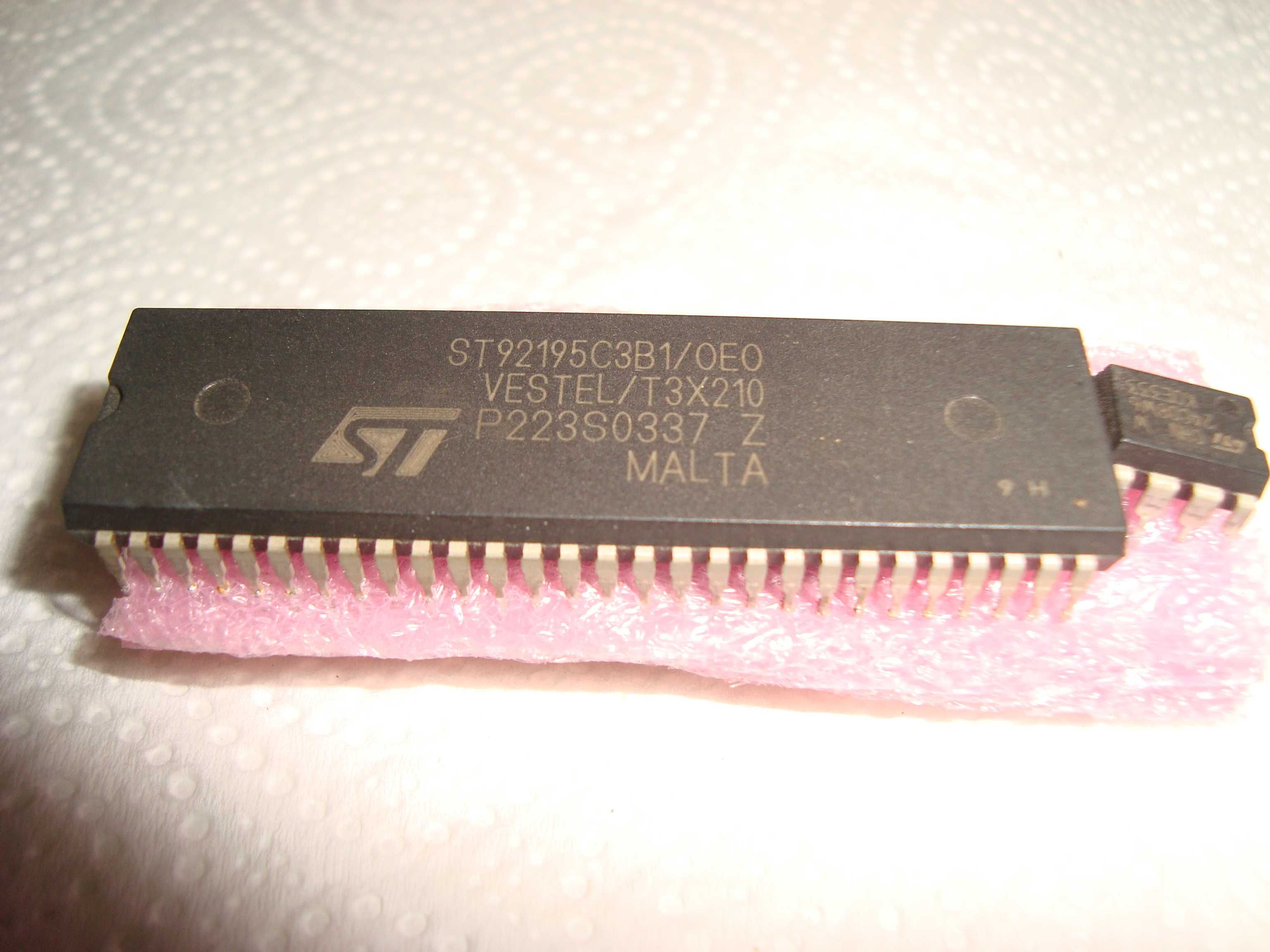 Процессор плюс прошивка ST92195C3B1/OEO демонтаж рабочий.