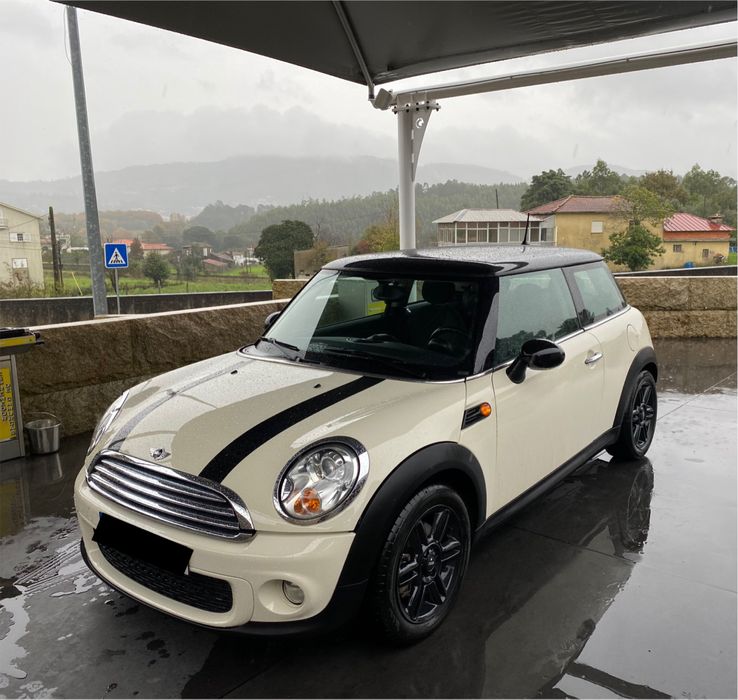 Mini Cooper D 1.6 Diesel Poucos Km