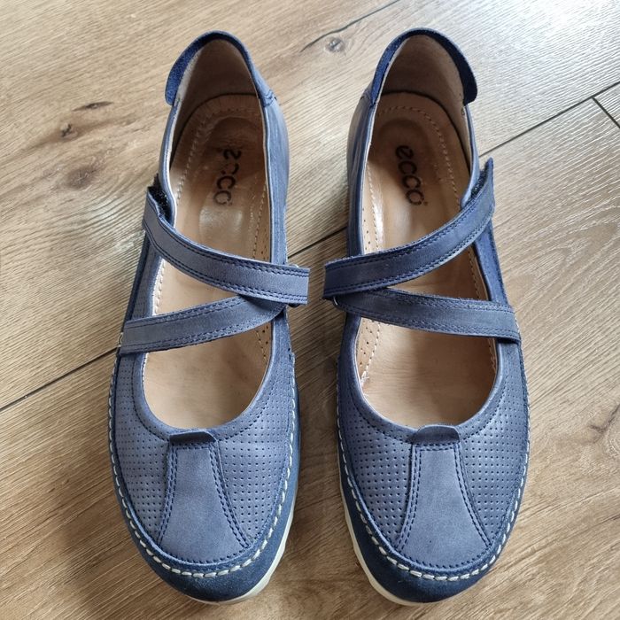 Damskie półbuty Jamp ECCO roz. 40
Marka: ECCO
Mod