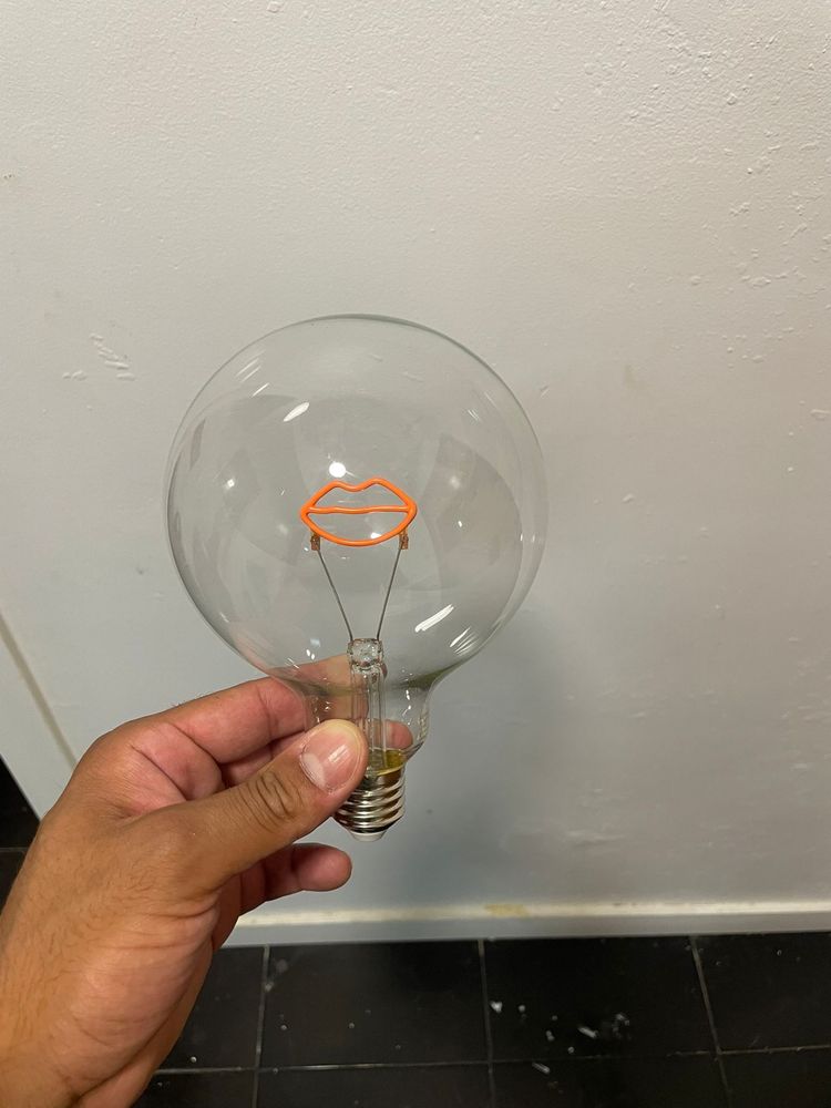 Lâmpada led Kiss Leroy Merlin E27 136LM 1800K Lexman