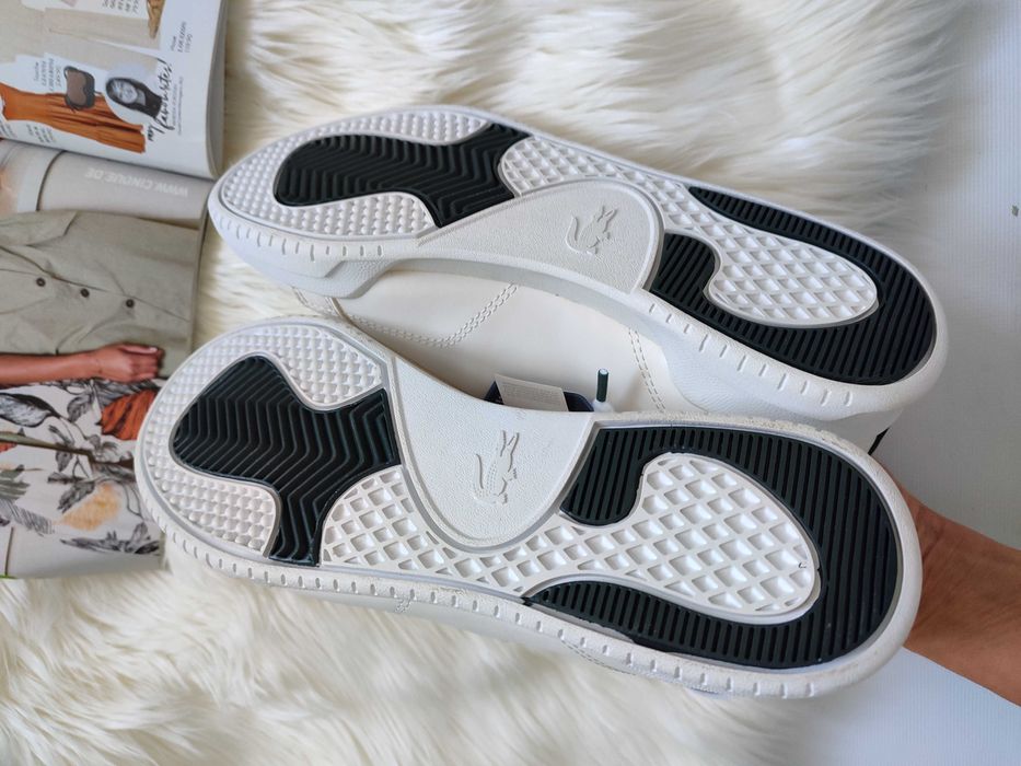 Lacoste новые женские кроссовки кросiвки