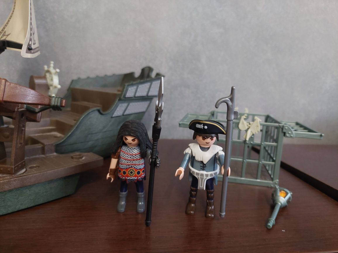 Playmobil 9244 Statek z bajki " Jak wytresować Smoka"