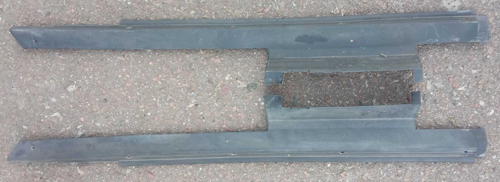 Продам з/ч пороги. Б/У.