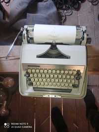 Maszyna Do Pisania Sprawna Zabytkowa w Walizce Vintage Przenośna