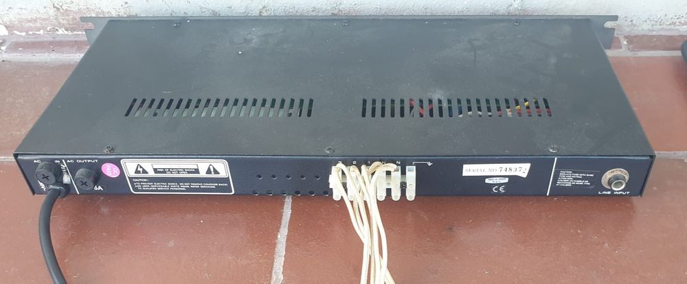 Vendo modulador de luz com dimmer, modelo LM-3300(3x1000) da marca AC