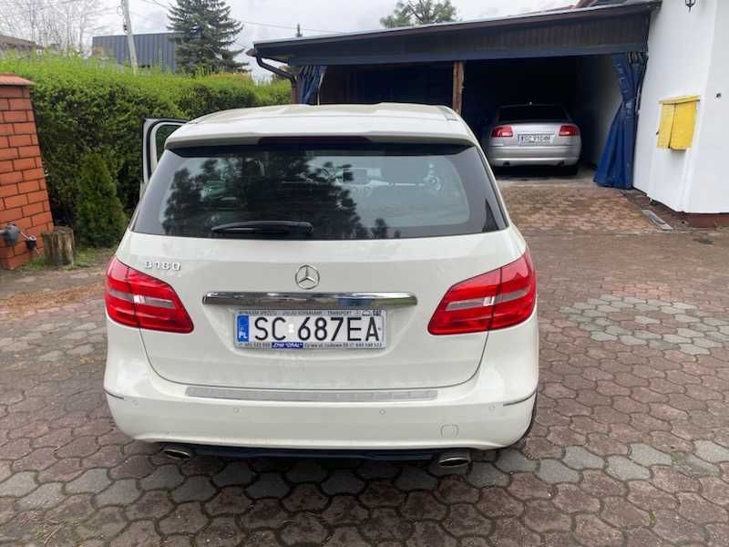 Mercedes B180 w stanie idealnym