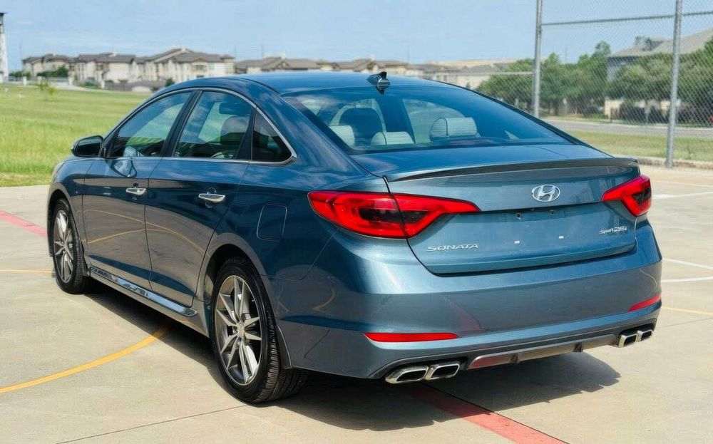 Hyundai Sonata Limited      2015